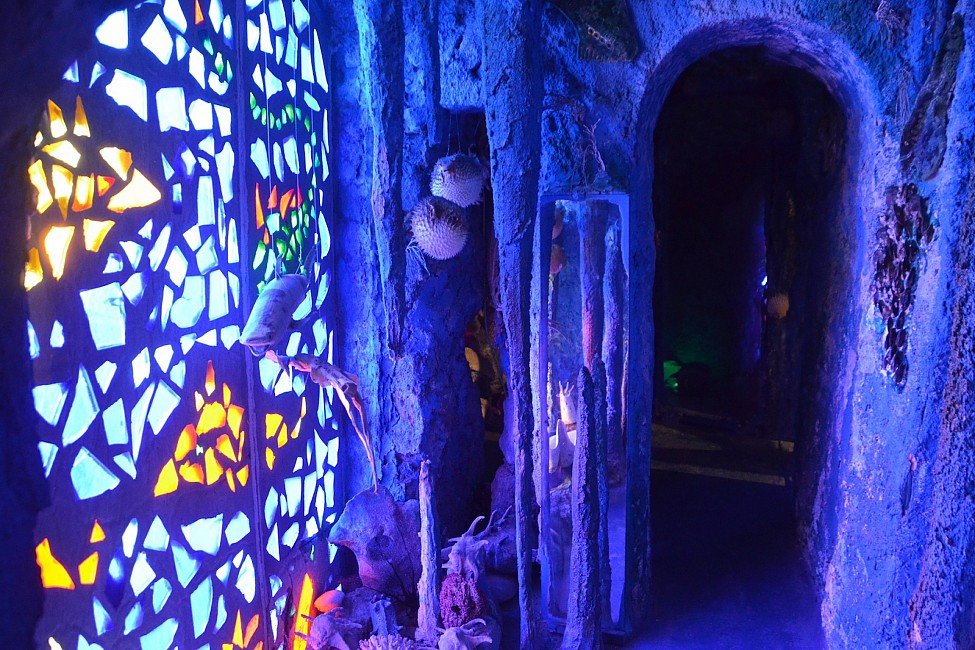 La grotte bleue du musée extraordinaire 