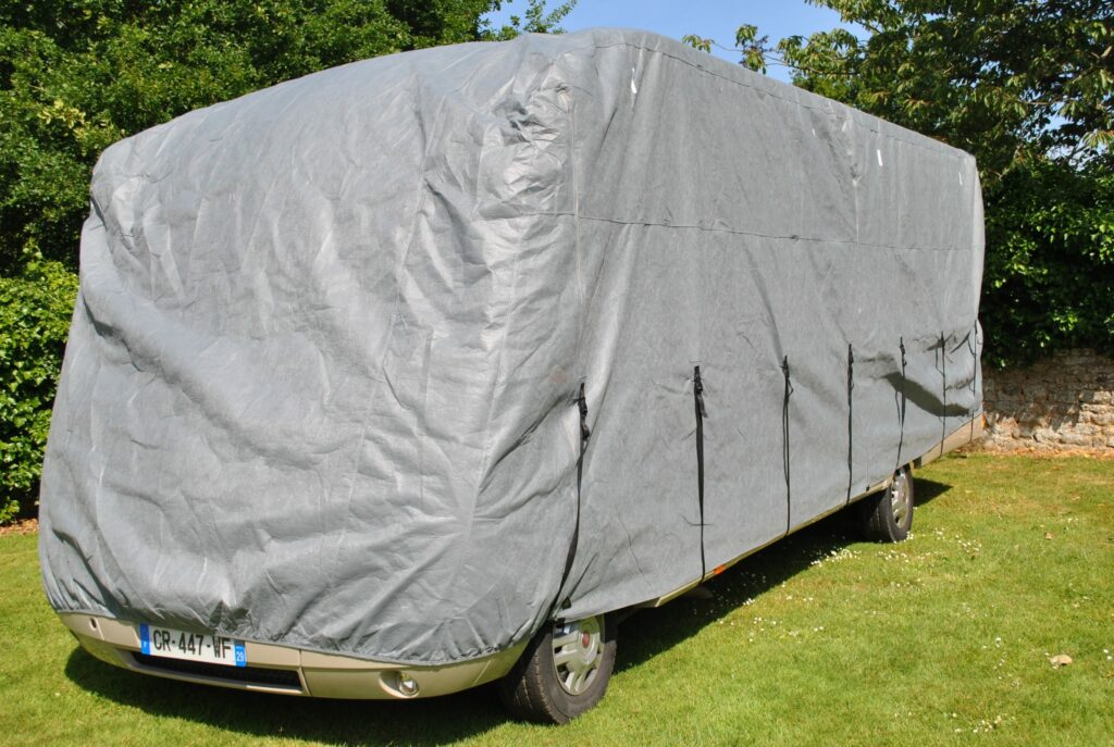 Housse de protection camping-car